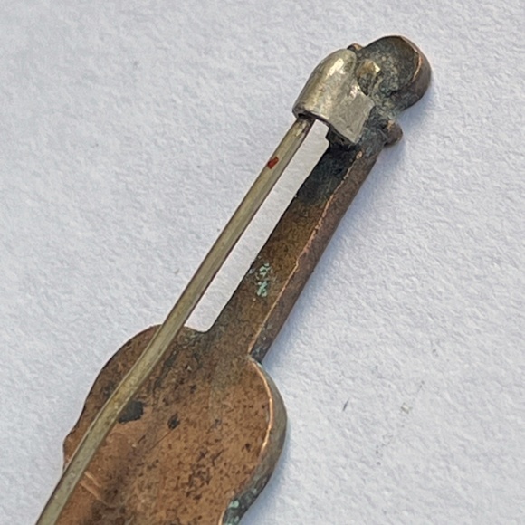 Antique Enamel Fiddle Violin Brooch - Picture 10 of 15